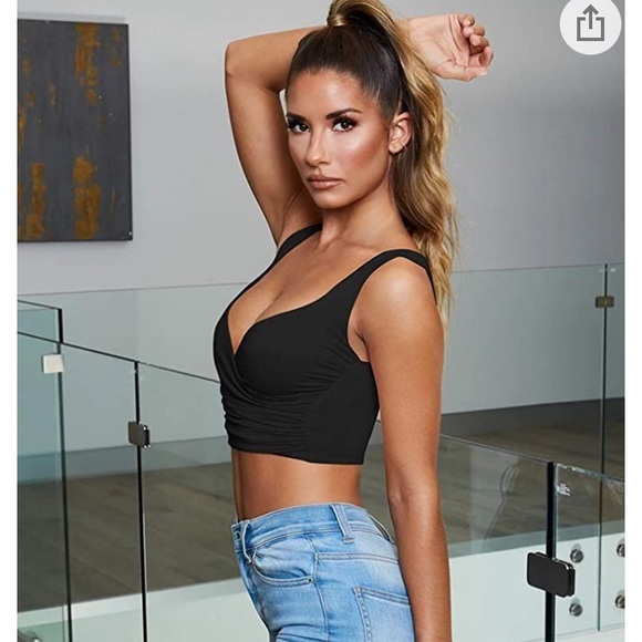 Black v neck crop top - Picture 2 of 5